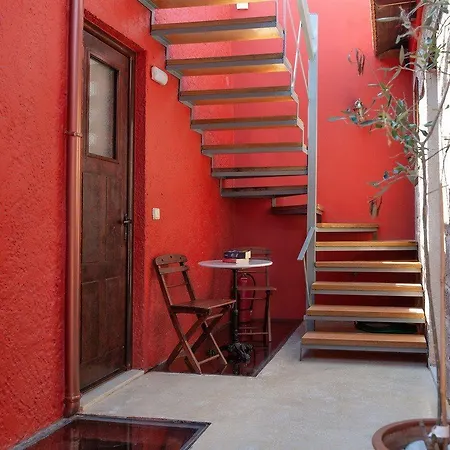 32 Old Town