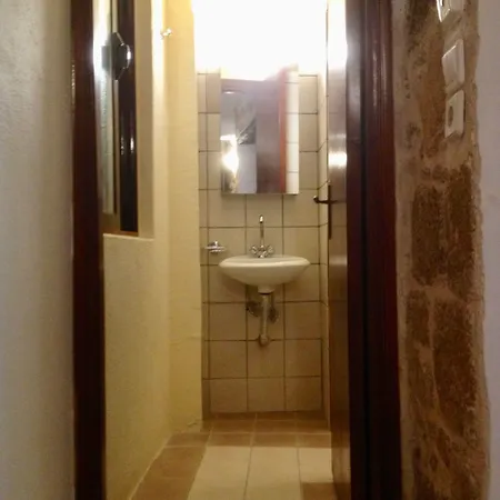 32 Old Town Penzion 3*