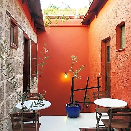 32 Old Town