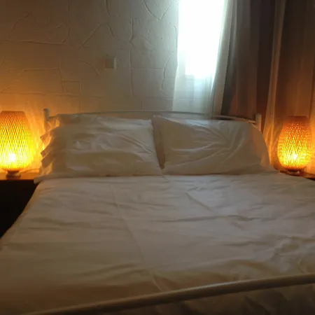 32 Old Town Gasthuis