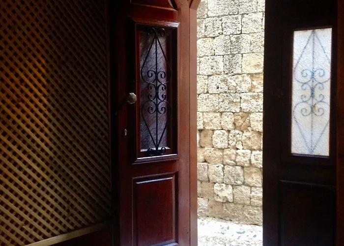 Guest house 32 Old Town Rhodes City