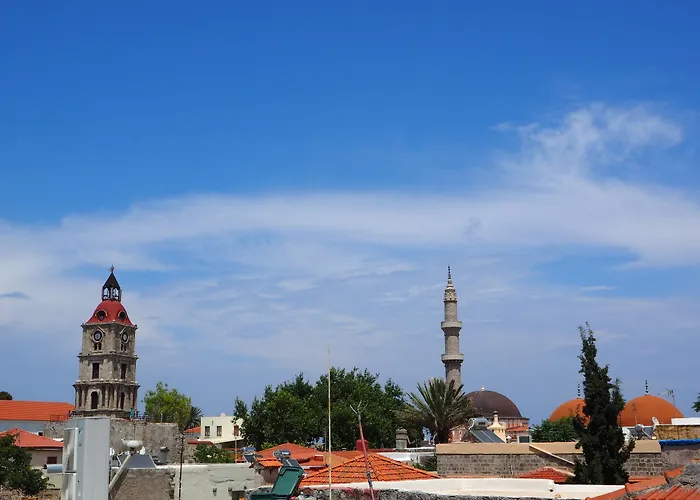 Πανσιόν 32 Old Town