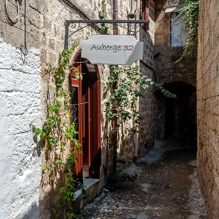 32 Old Town Pensiune