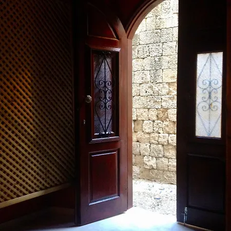 Pensiune 32 Old Town Rhodes City