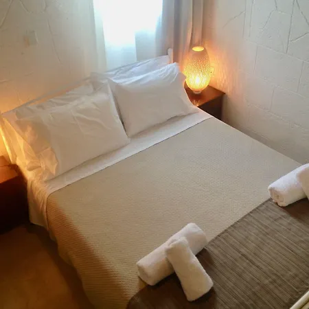 32 Old Town Rhodes City