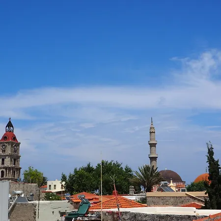 Pensiune 32 Old Town